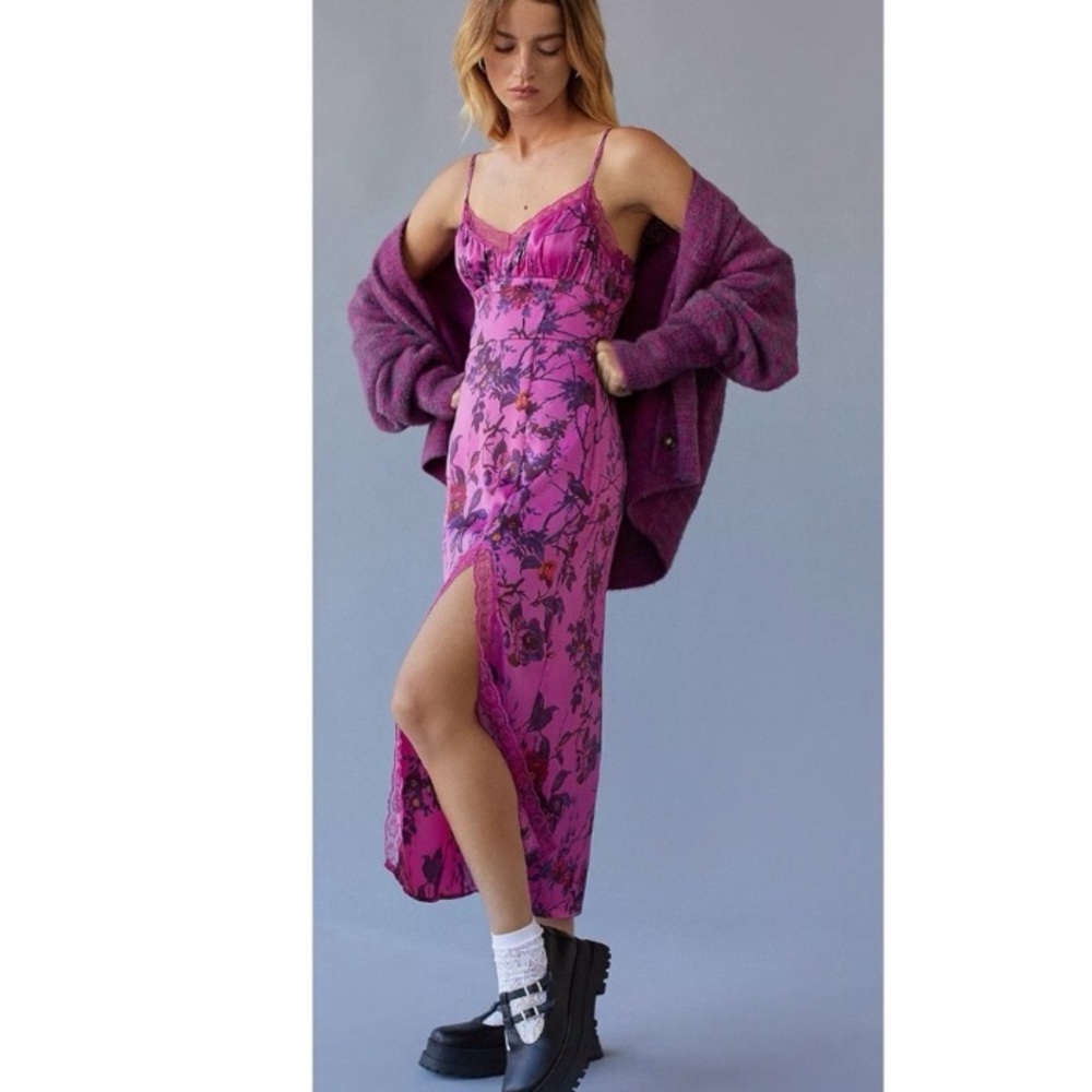 Urban Outfitters | Floral Audrey Midi Slip Dress Lace